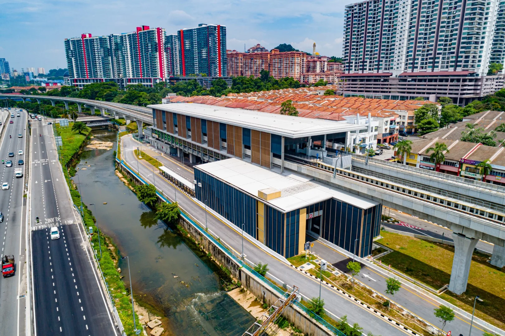 MRT Damansara damai station