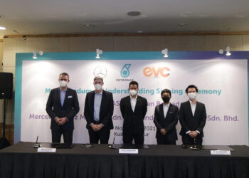 Petronas EV Connection Mercedes-Benz MOU EV chargers charging stations Malaysia