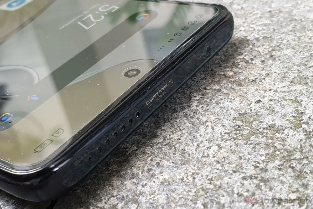 Xiaomi 11T Pro top