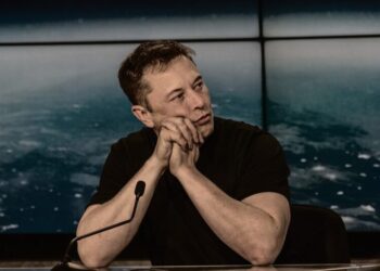 Elon musk tesla spacex billionaire