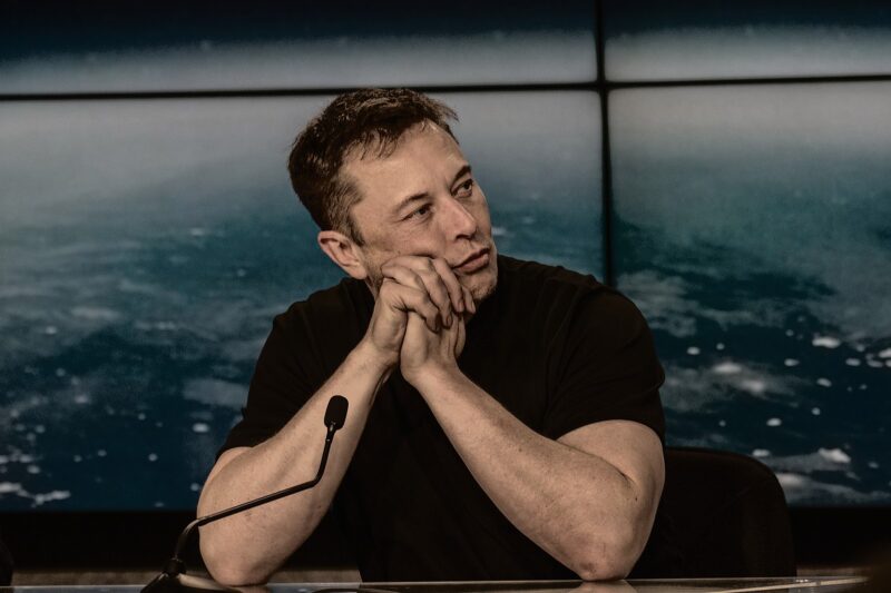 Elon Musk Mengungkapkan Bahwa Dia Akan Membayar Pajak US Miliar Tahun Ini