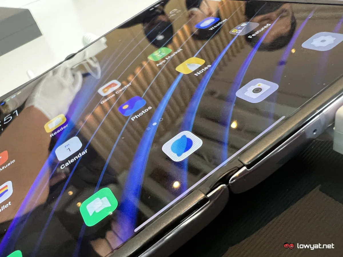 OPPO Find N Hands On