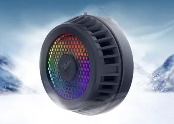 Razer Phone Cooler Chroma crop