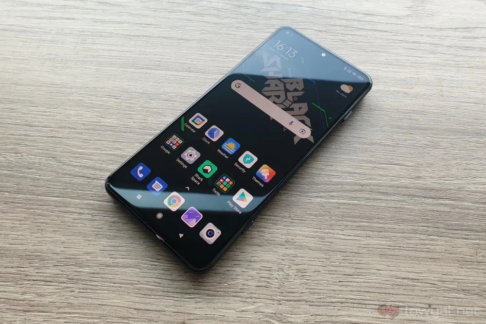 Black Shark 4 Pro front