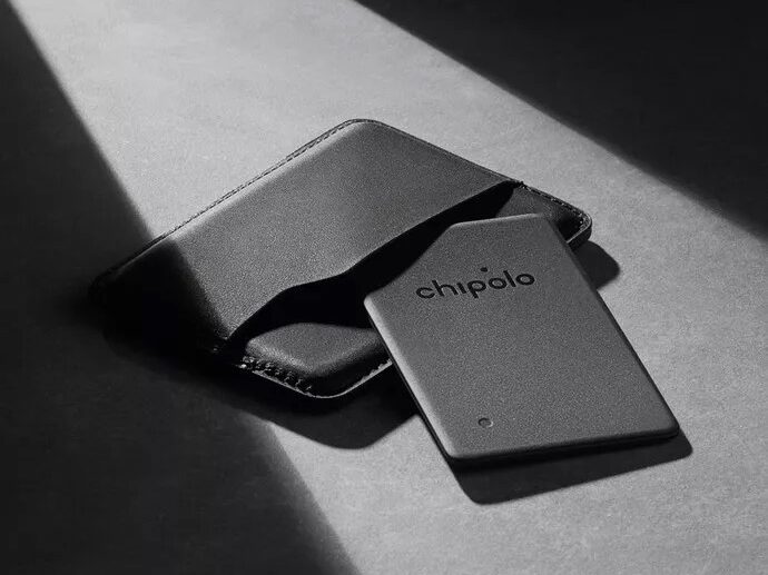 Chipolo card spot wallet