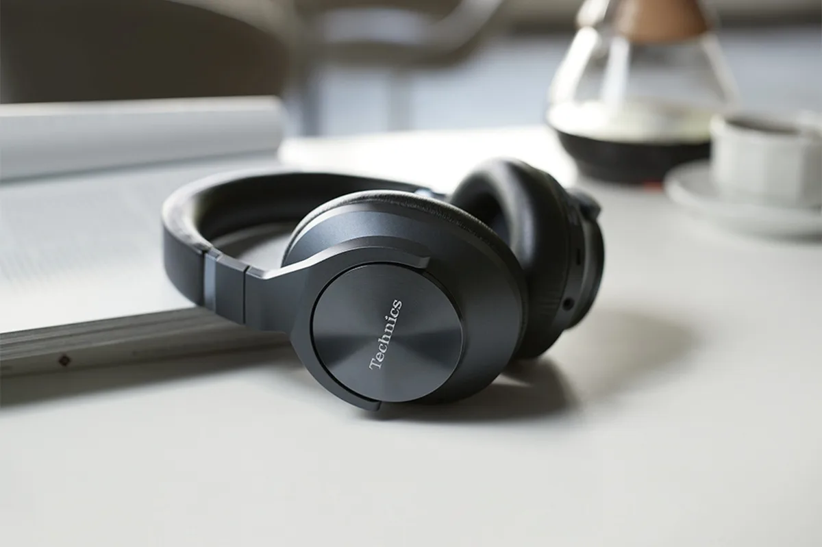 Panasonic Technics EAH-A800 headphones