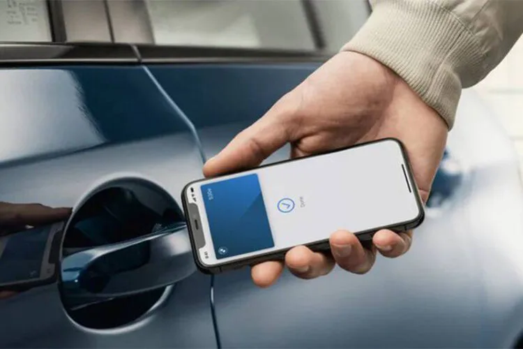 apple carkey digital key