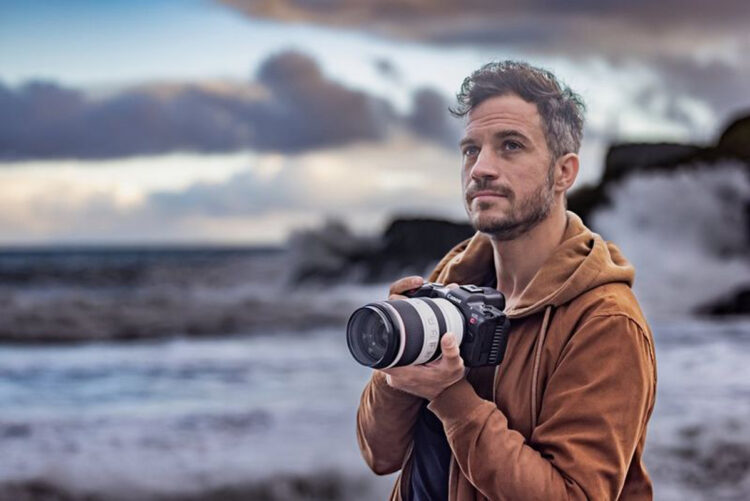 canon eos r5 c hybrid camera