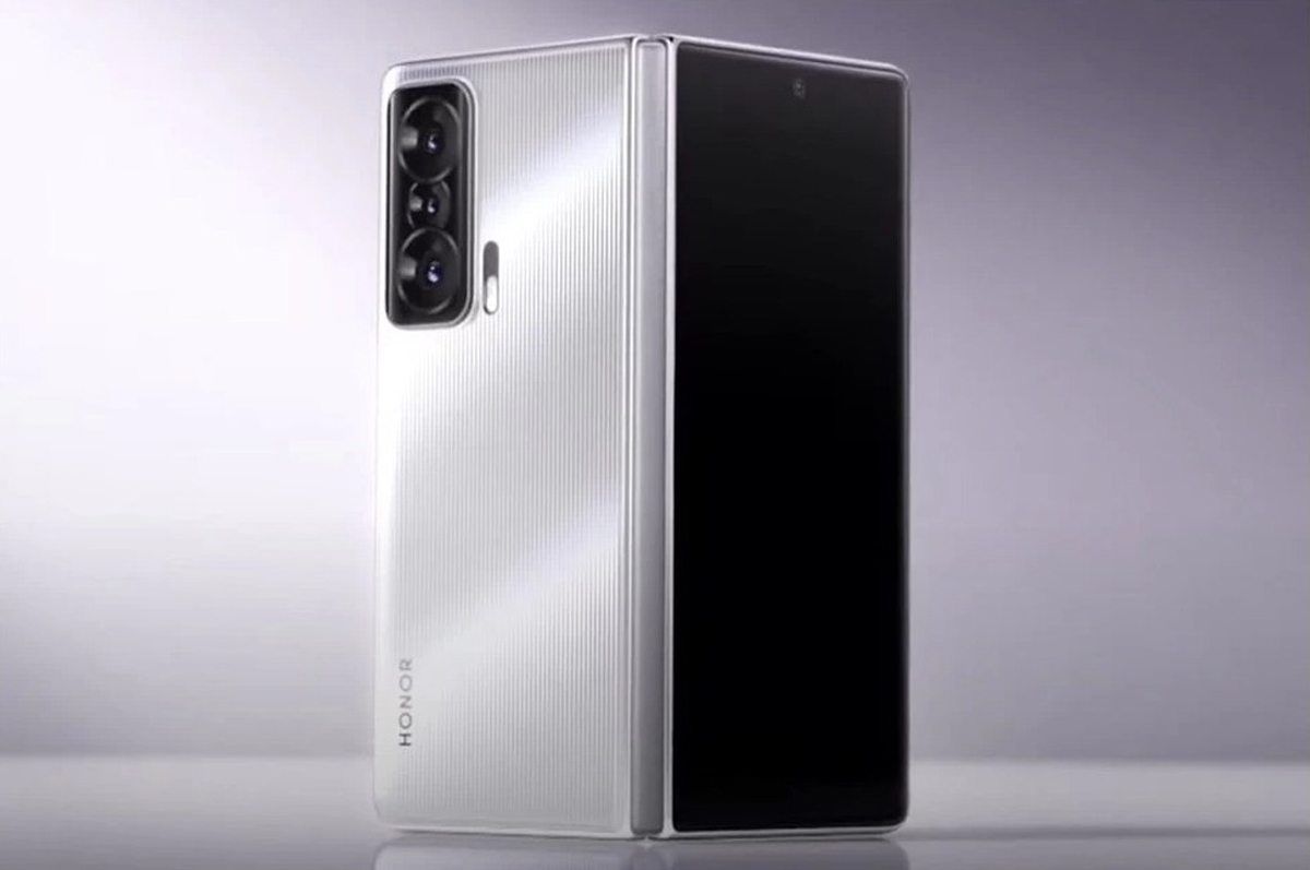 honor magic v foldable phone now official in China