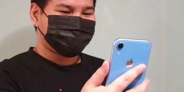 iphone ios face id mask mandate COVID-19 mask-wearing MOH indoor outdoor