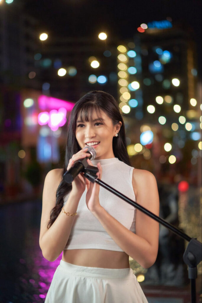 OPPO Reno7 Pro IMX Editorial Branded
