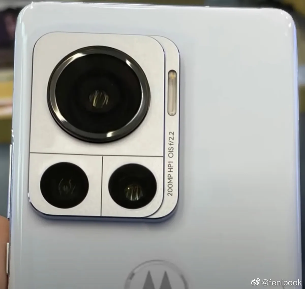 Motorola Frontier Live Photo Leaks Samsung ISOCELL HP1 200MP Camera
