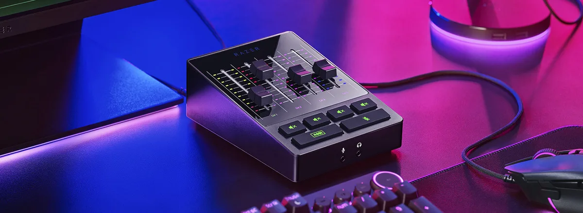 Razer Seiren BT Audio Mixer Key Light Chroma Live Streaming Gear