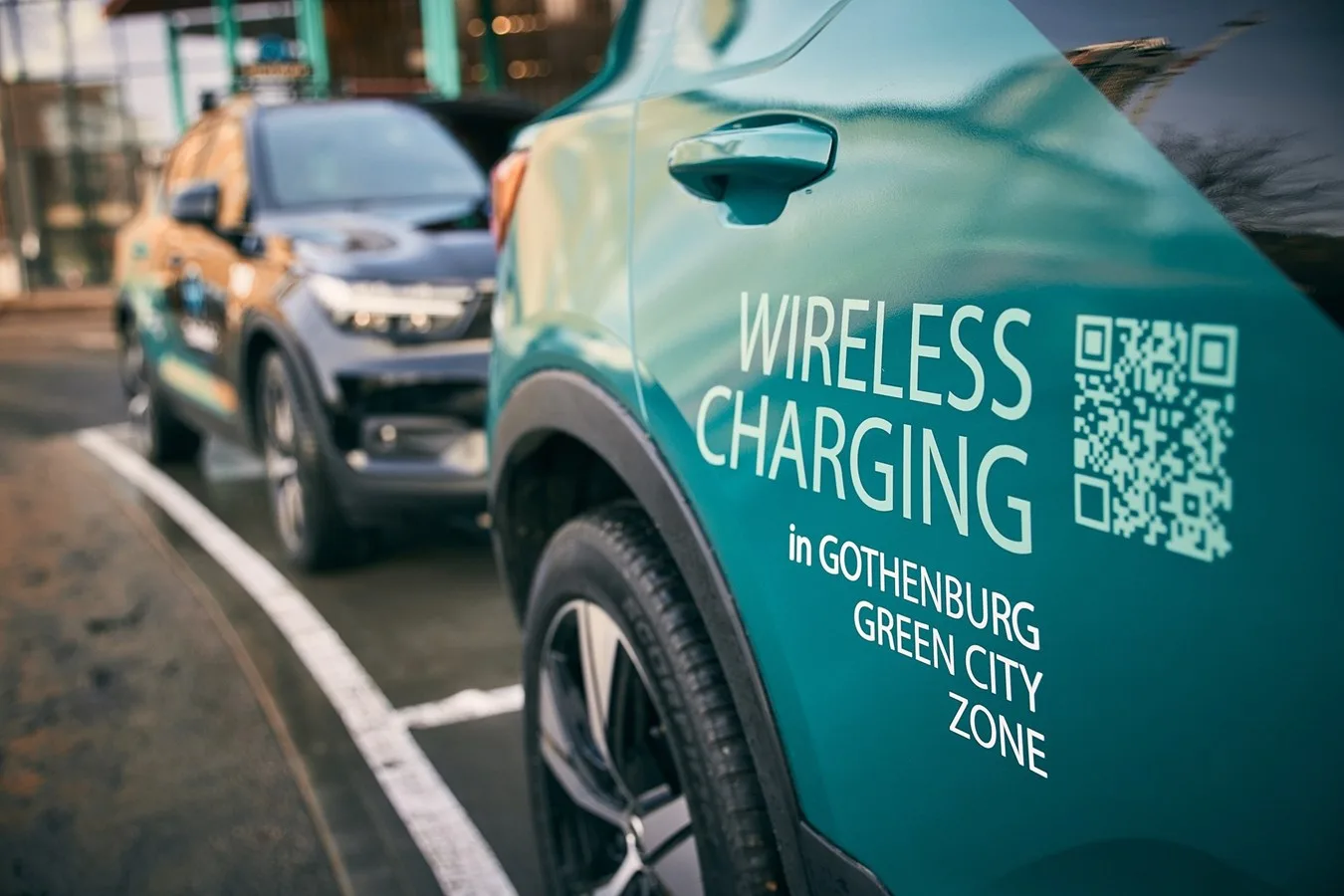 Volvo Starts Wireless Charging Test For EVs In Sweden