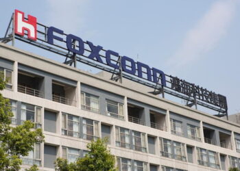 foxconn-factory-01