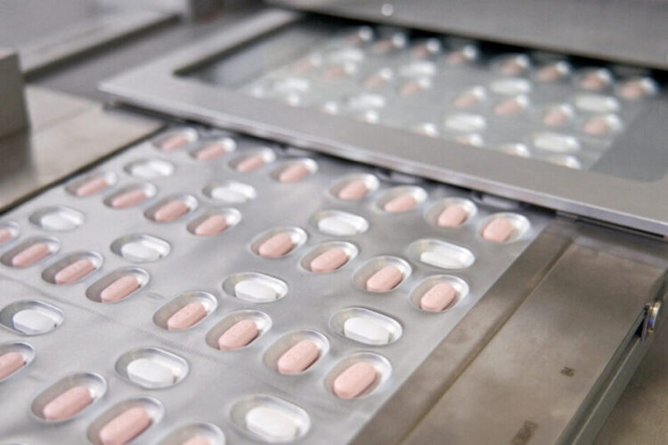 pfizer paxlovid covid-19 treatment pills