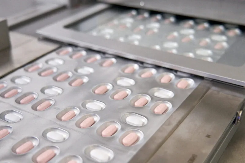 pfizer paxlovid covid-19 treatment pills