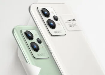[Image: realme.]