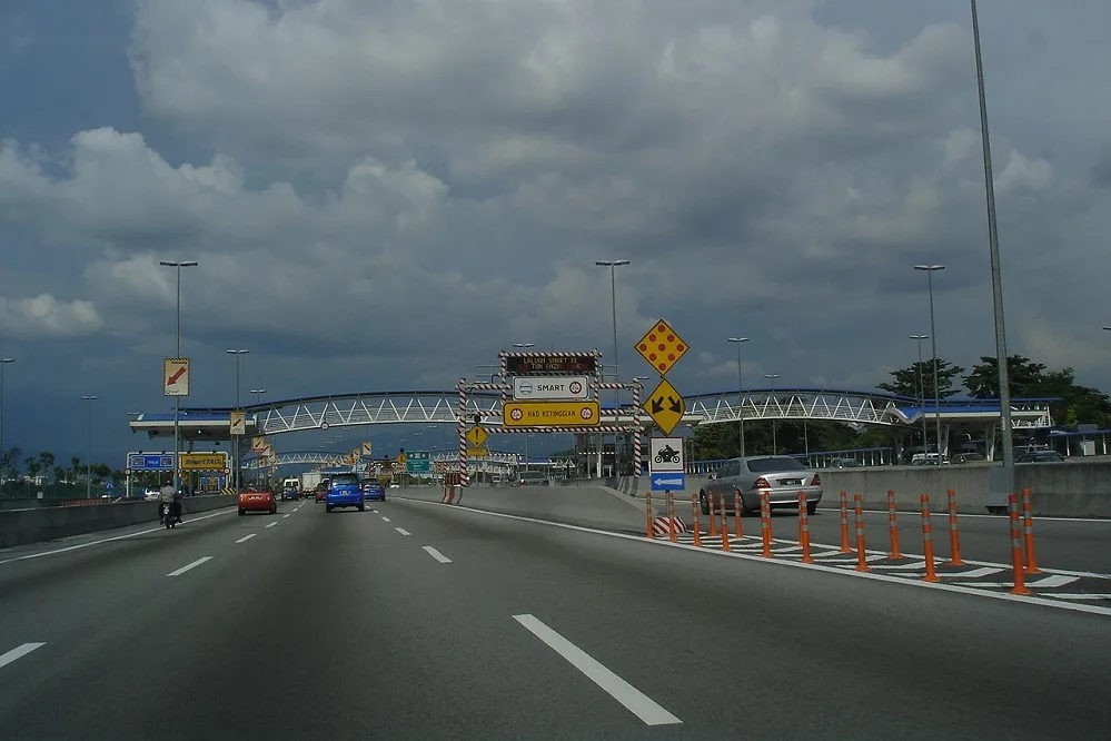 KL SMART Tunnel entrance