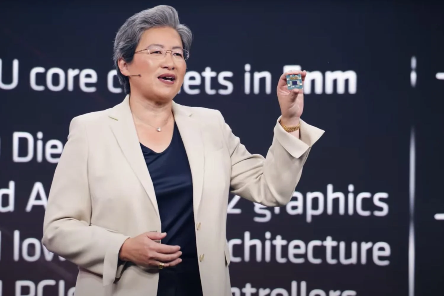 AMD Ryzen 7000 series Lisa Su Chiplet Reveal