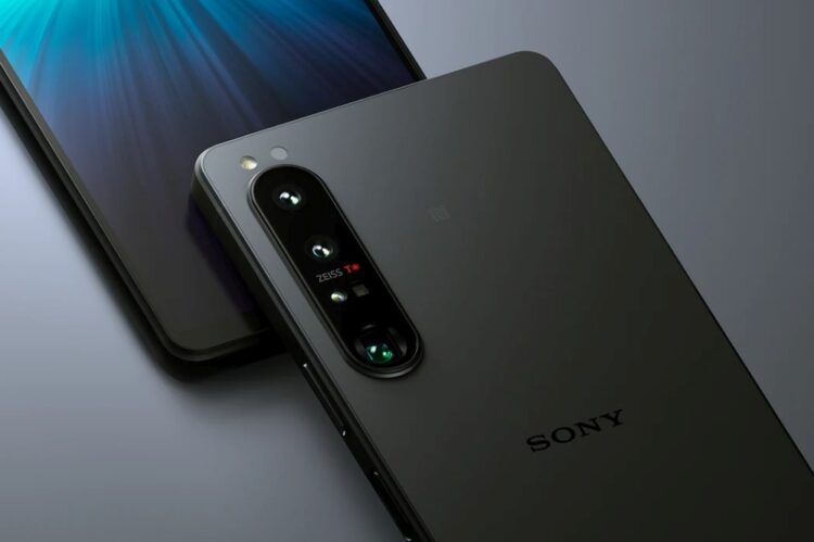 Sony Xperia 1 IV crop