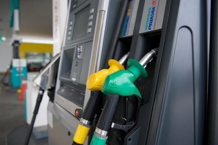 ron95 fuel station petrol pump subsidy subsidies