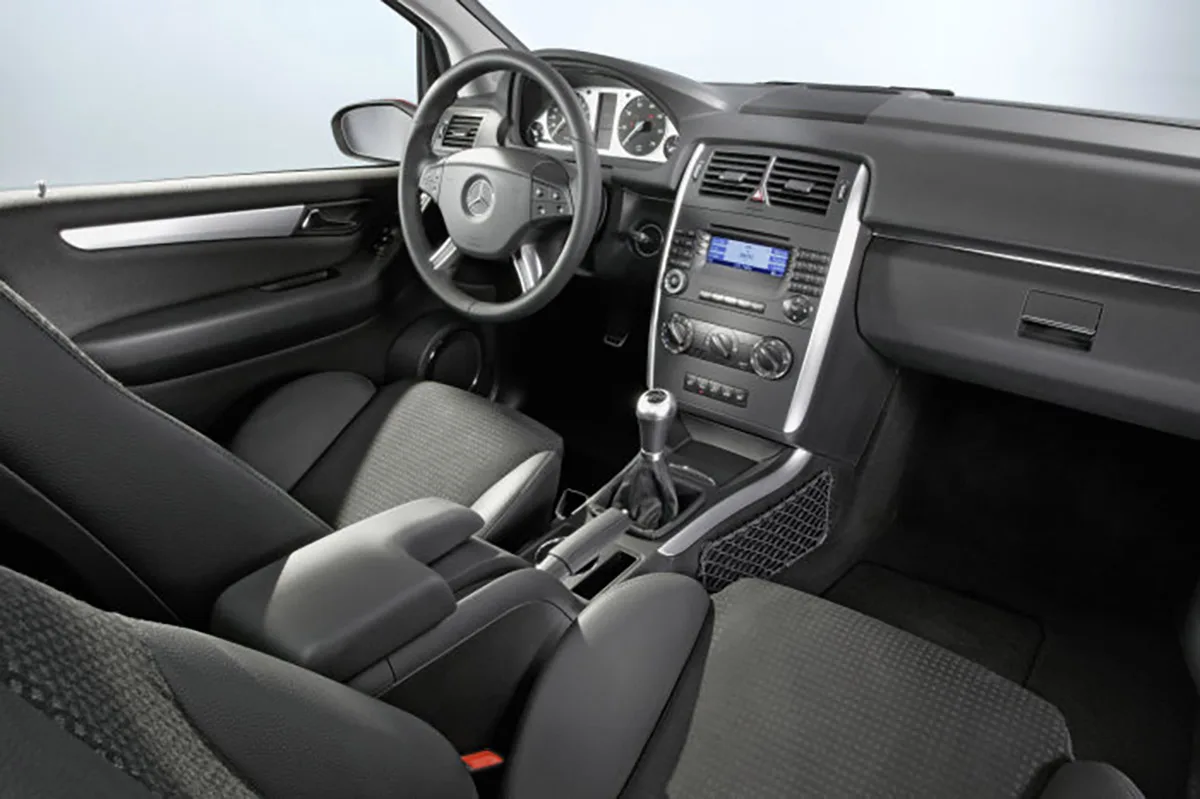 mercedes-benz manual transmission phase out