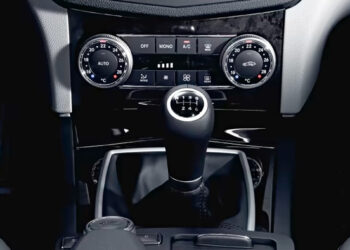 mercedes-benz manual transmission phase out
