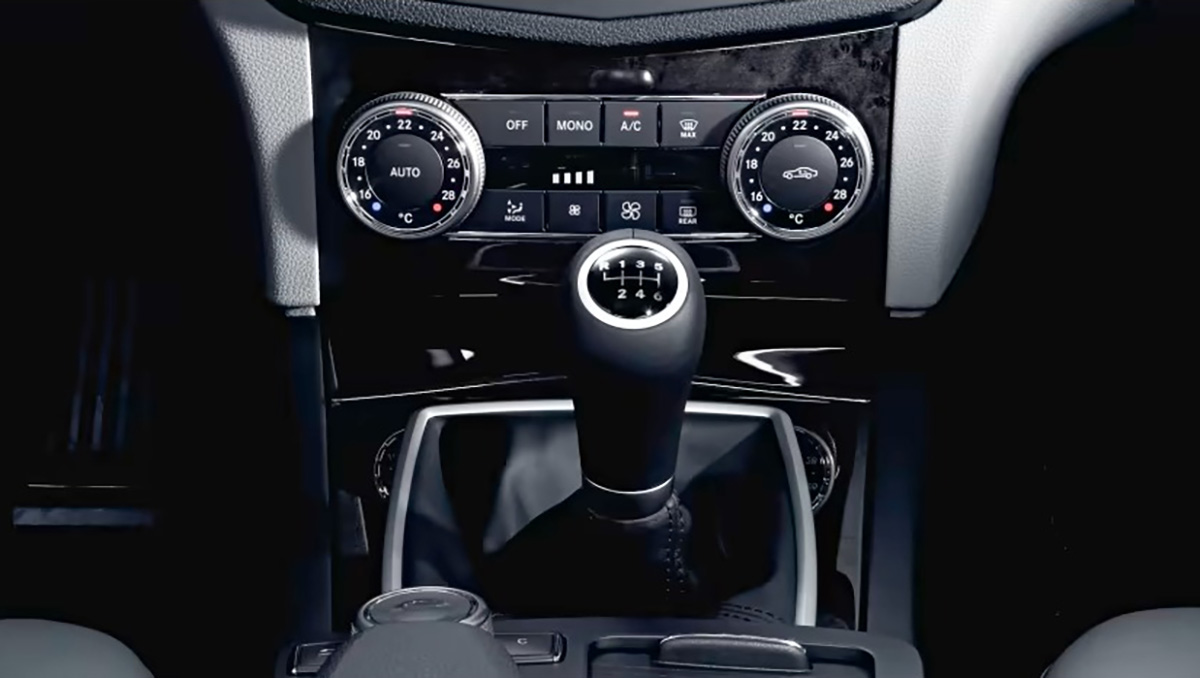 mercedes-benz manual transmission phase out