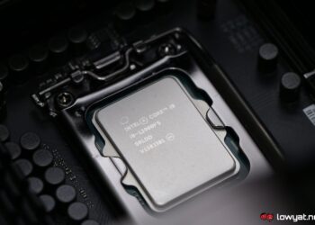 Intel Core i9-12900KS.