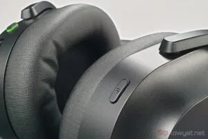 Razer Barracuda Pro mode switch buttons