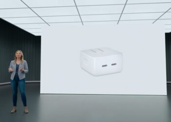 Apple 35W Dual USB-C Port Power Adapter WWDC