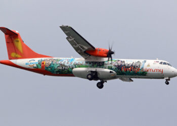 firefly airline plane