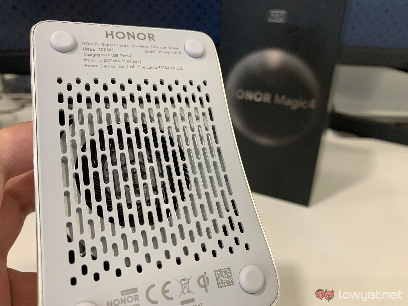 honor magic4 pro wireless charger