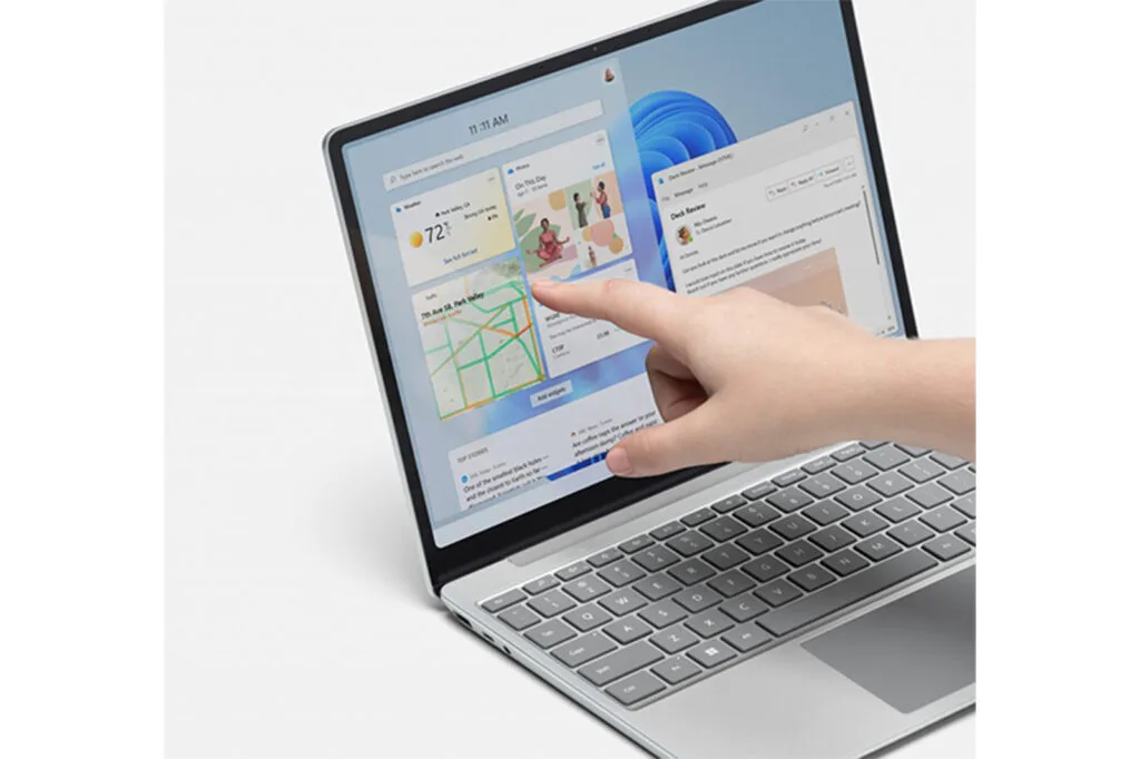 microsoft Surface Laptop Go 2 display