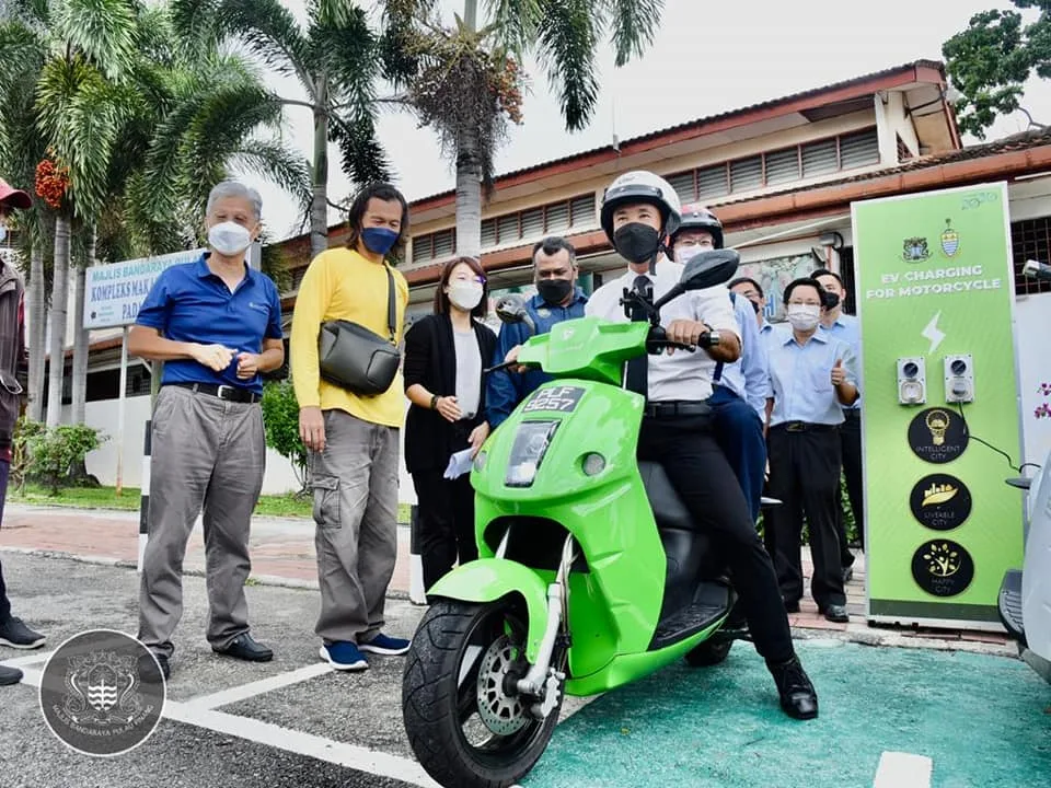 penang e-motorcycle charging