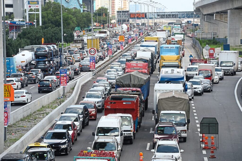 traffic jam congestion kuala lumpur