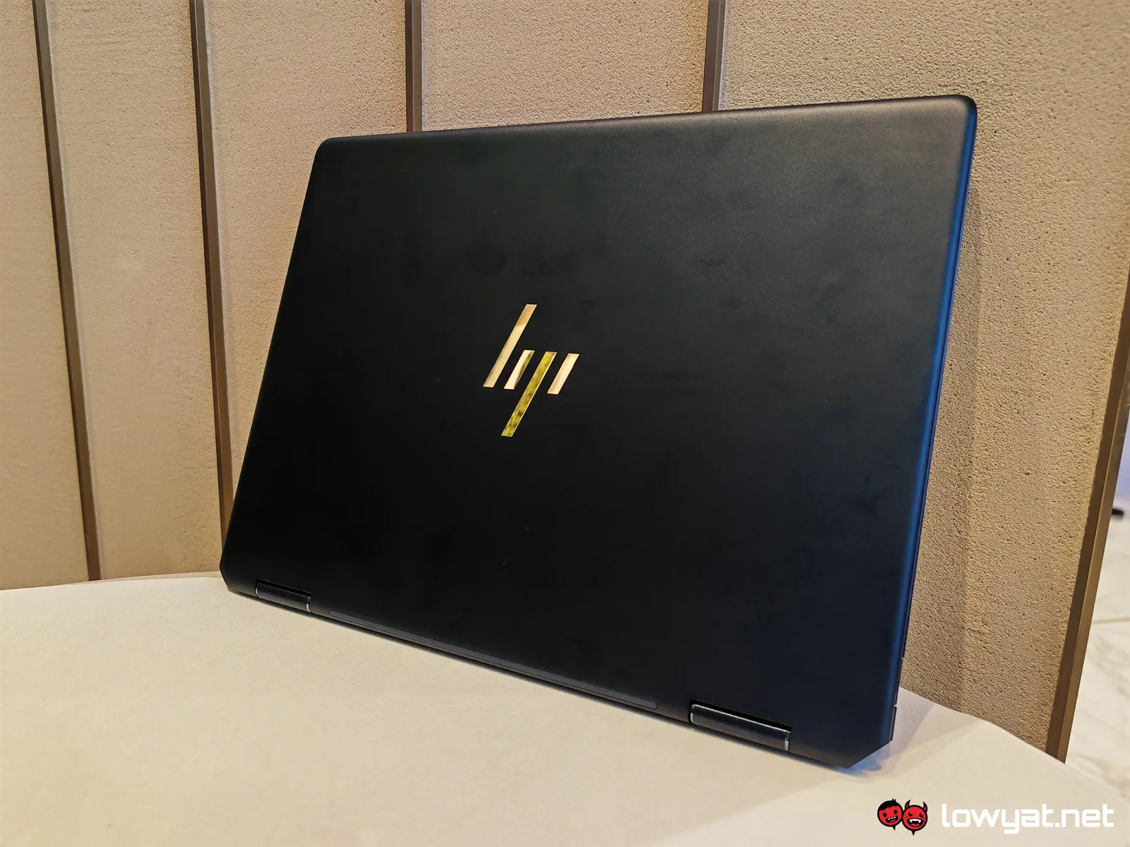 HP Spectre x360