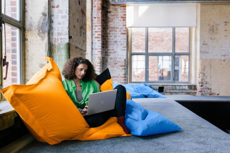 Modern and Power laptops from Dell Windows 11