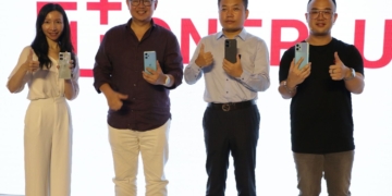 OnePlus Nord 2T CE 2 Lite 5G group shot