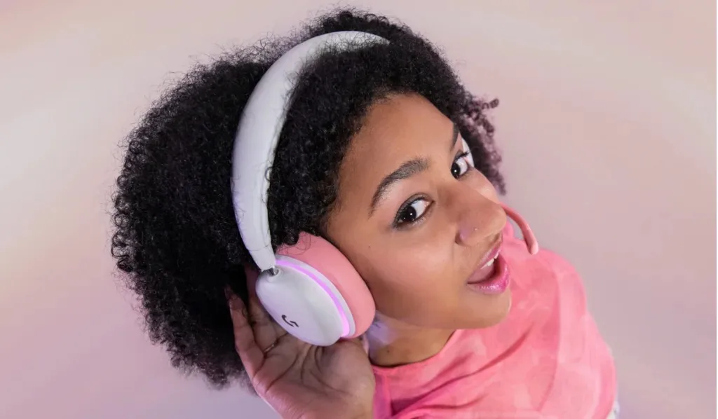 logitech g735 pink