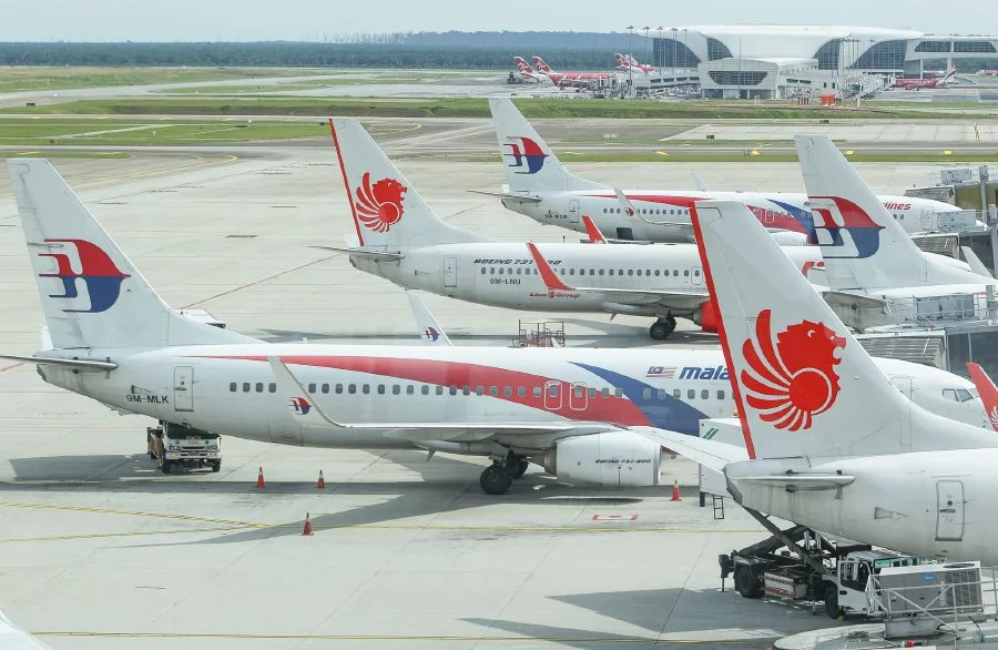 malaysia airlines malindo batik airport flight