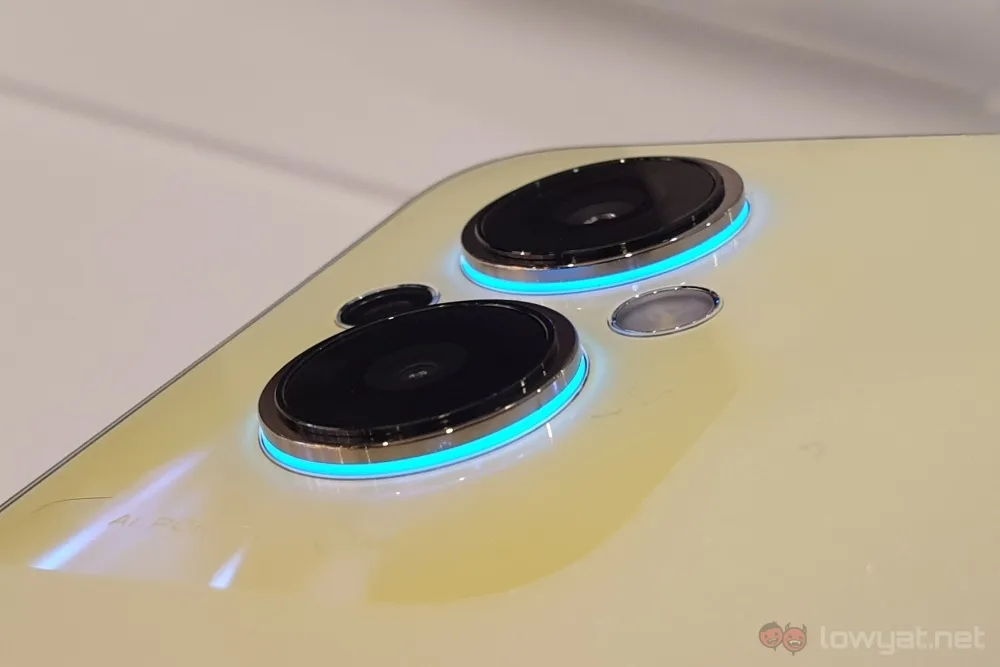 OPPO Reno8 Z Dual Orbit Lights