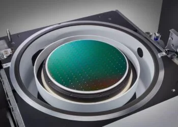 Semiconductor-chip-render-1