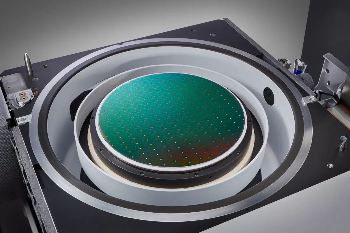 Semiconductor-chip-render-1