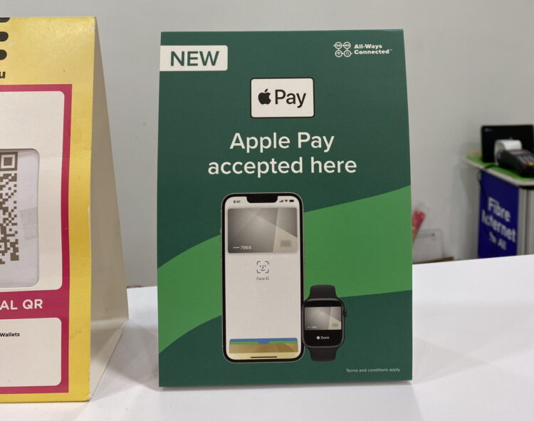 Apple Pay Maxis Centre