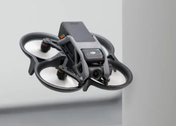 dji avata fpv drone launch