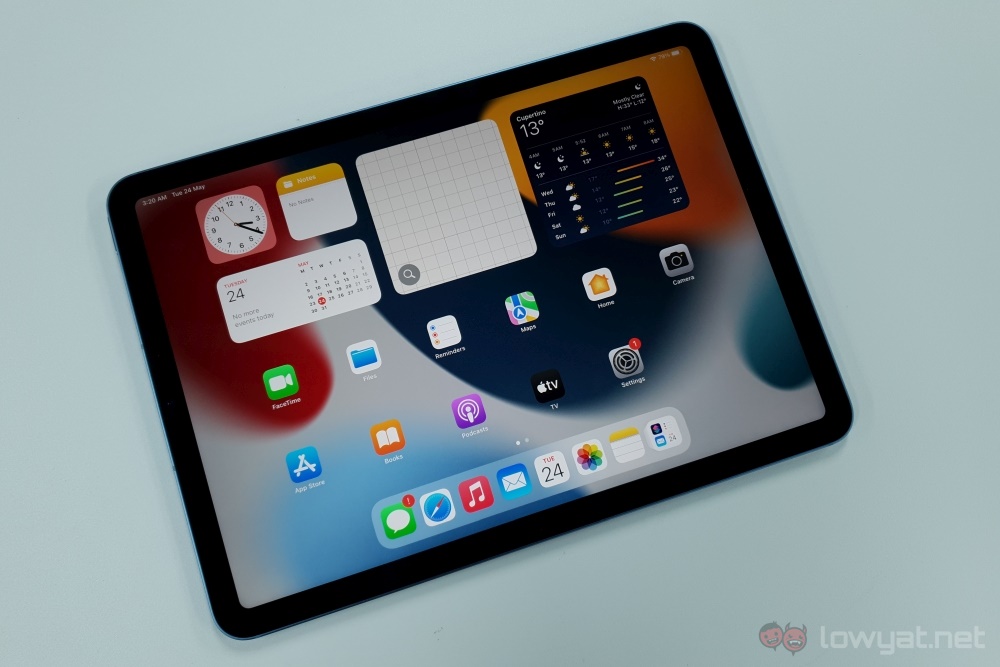 iPad Air 5 screen flat