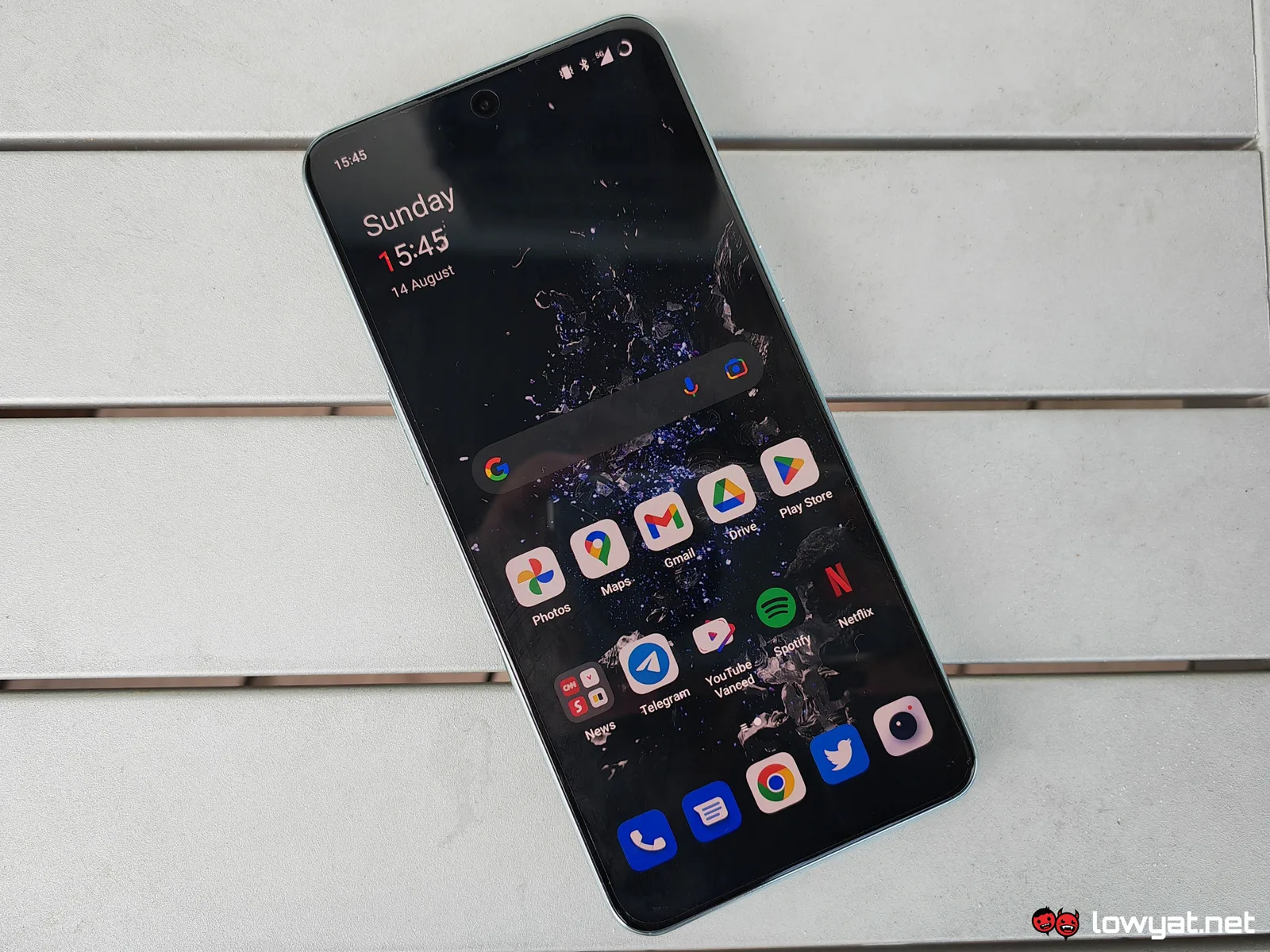 oneplus 10t display
