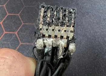 Igorslab-12VHPWR-Connector-3